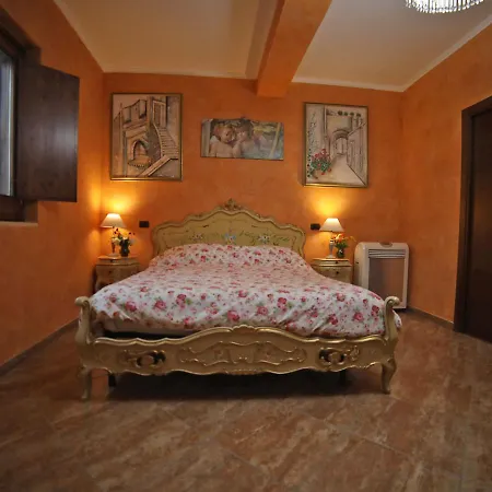 Hotel Le Parisien *